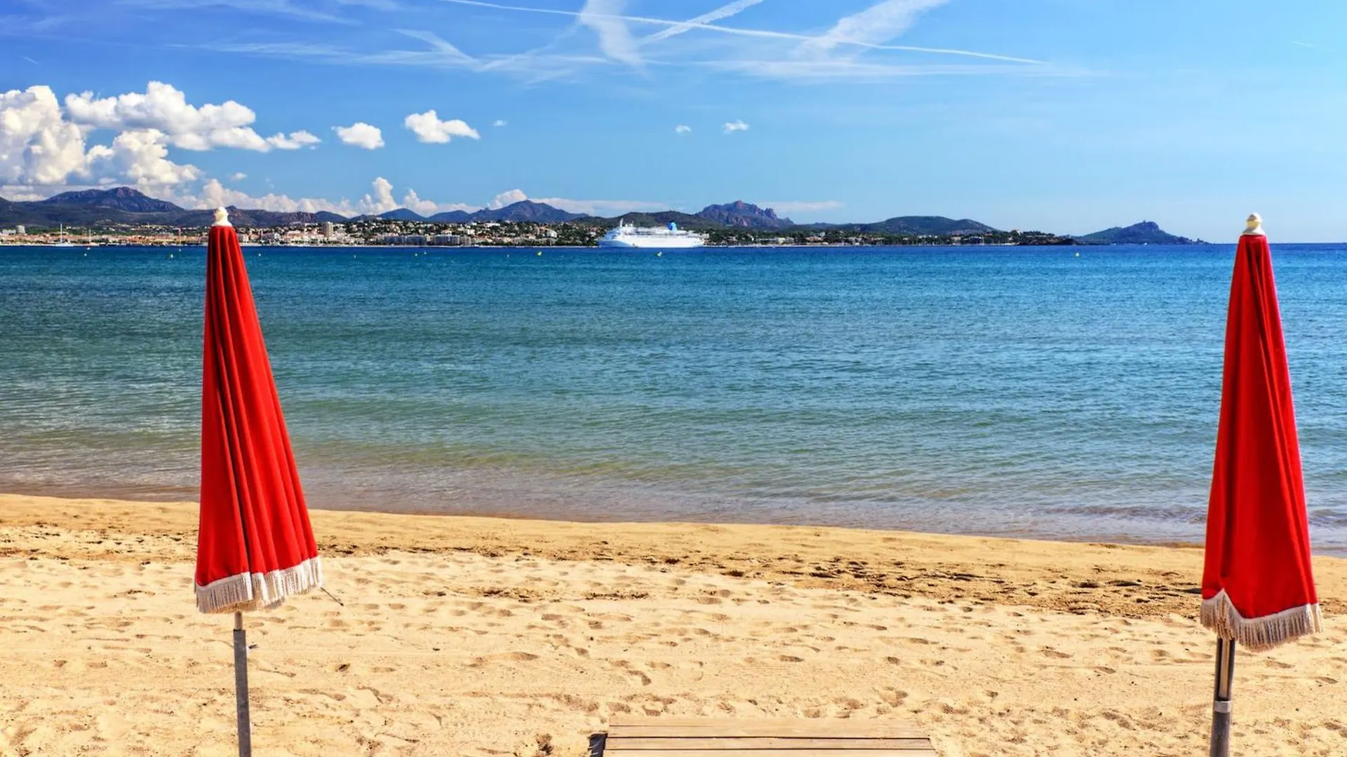 Apartment Les Calanques Du Parc-4 By Interhome Saint Aygulf