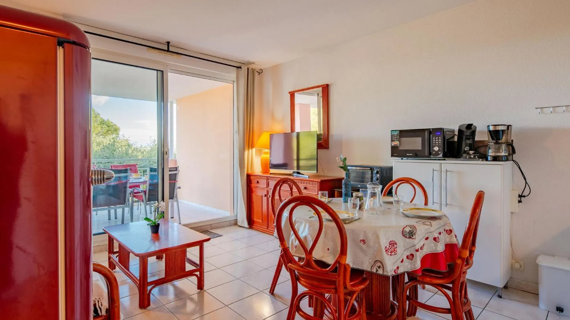 Apartment Les Calanques Du Parc-4 By Interhome Saint Aygulf