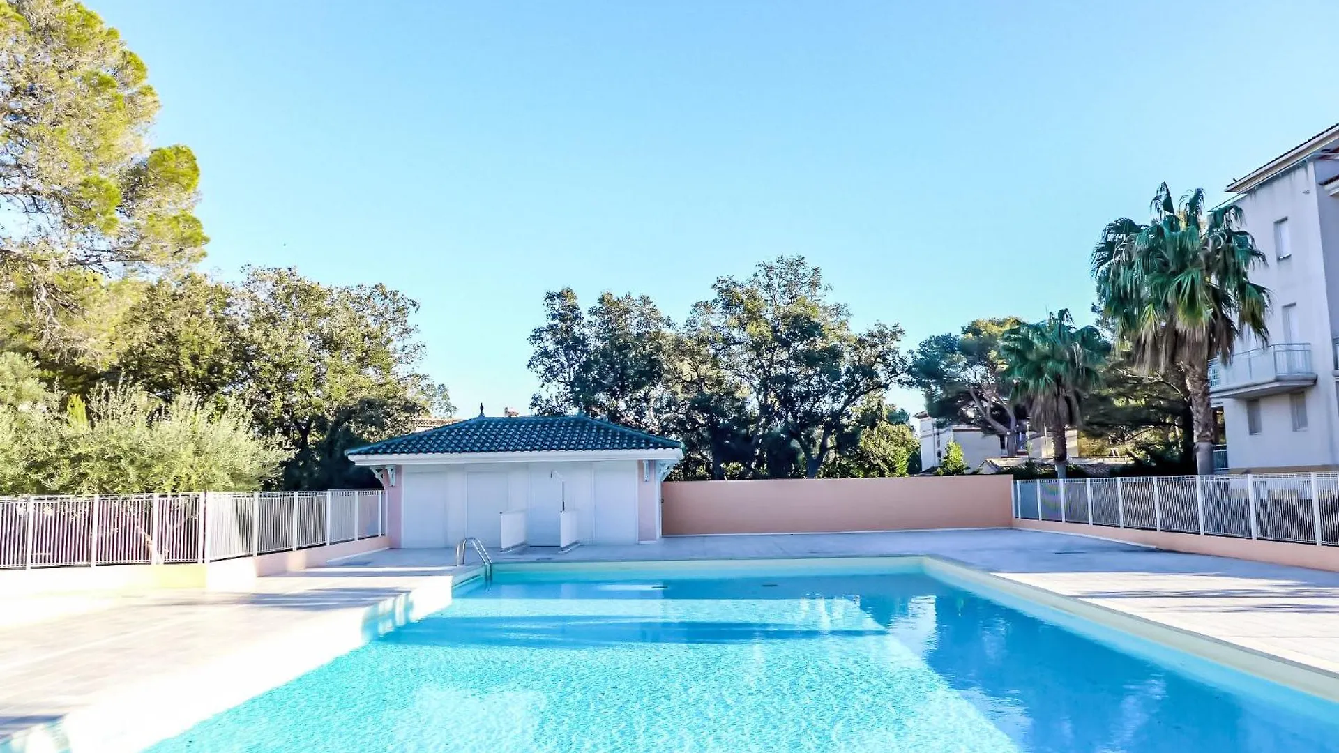 Apartment Les Calanques Du Parc-4 By Interhome Saint Aygulf